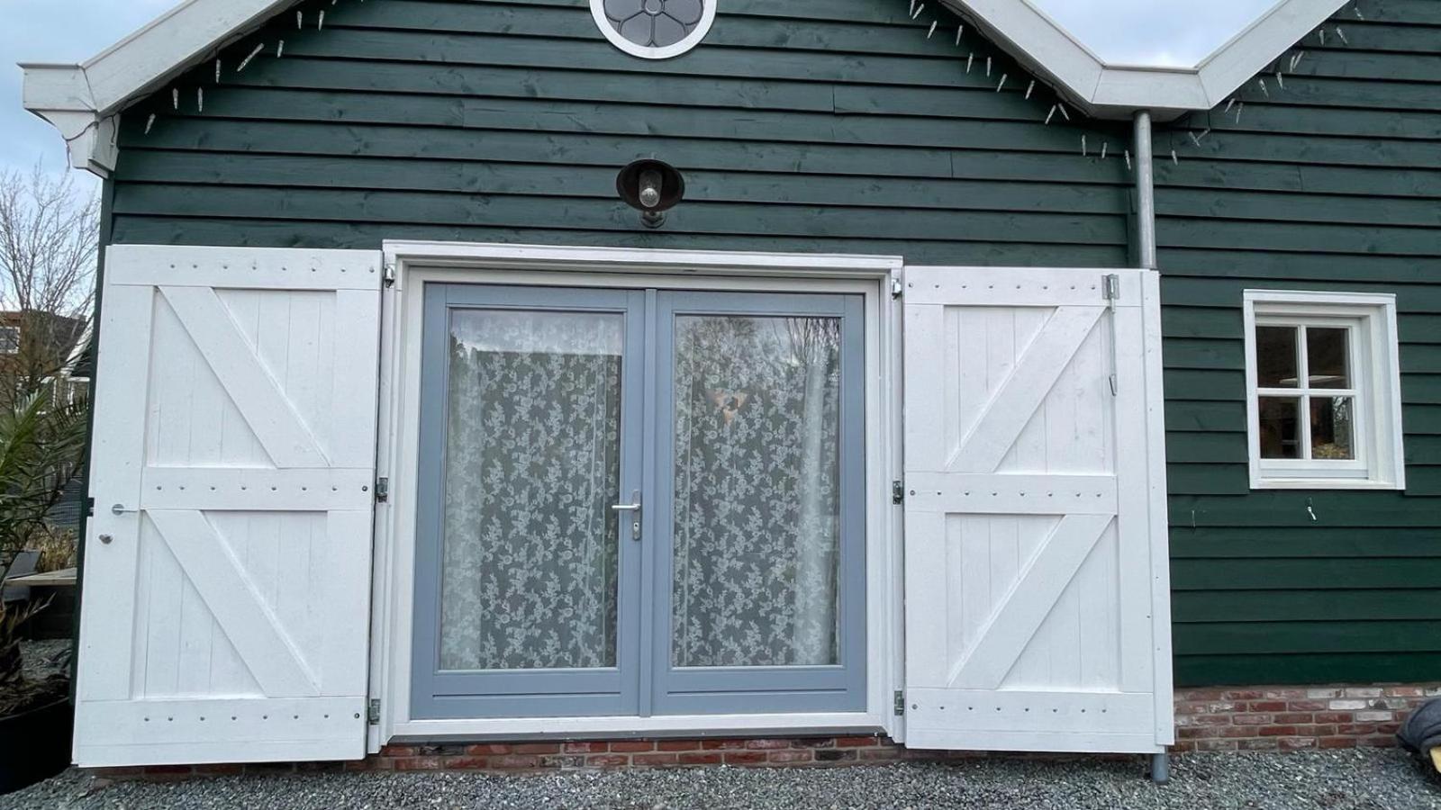 Flora'S B&B Landsmeer Exterior photo